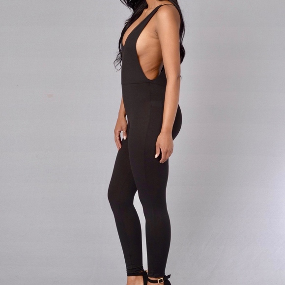 Fashion nova black jumpsuit - Picture 2 of 6